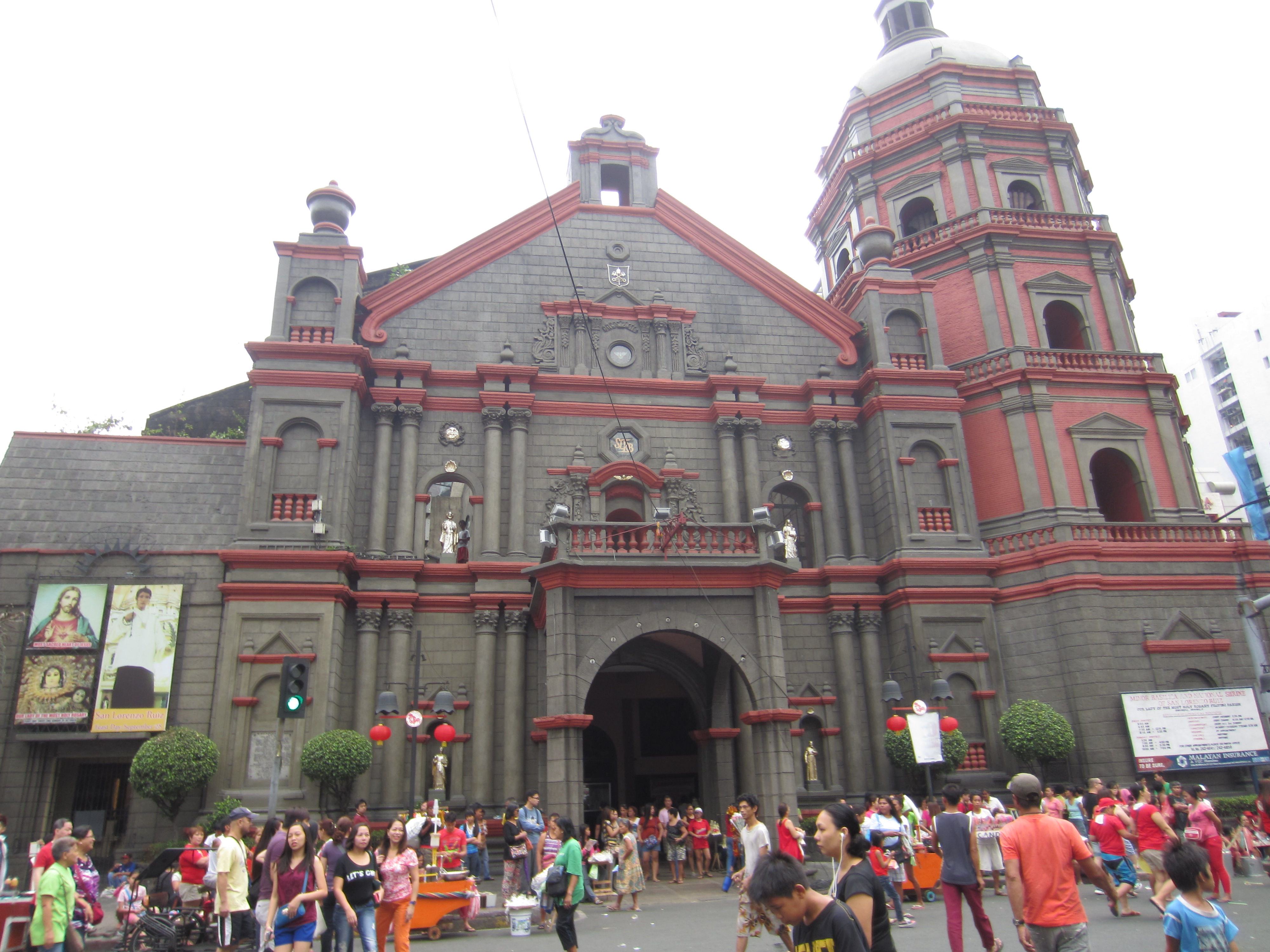 Binondo Church, Manila. Chinese New Year 2015.